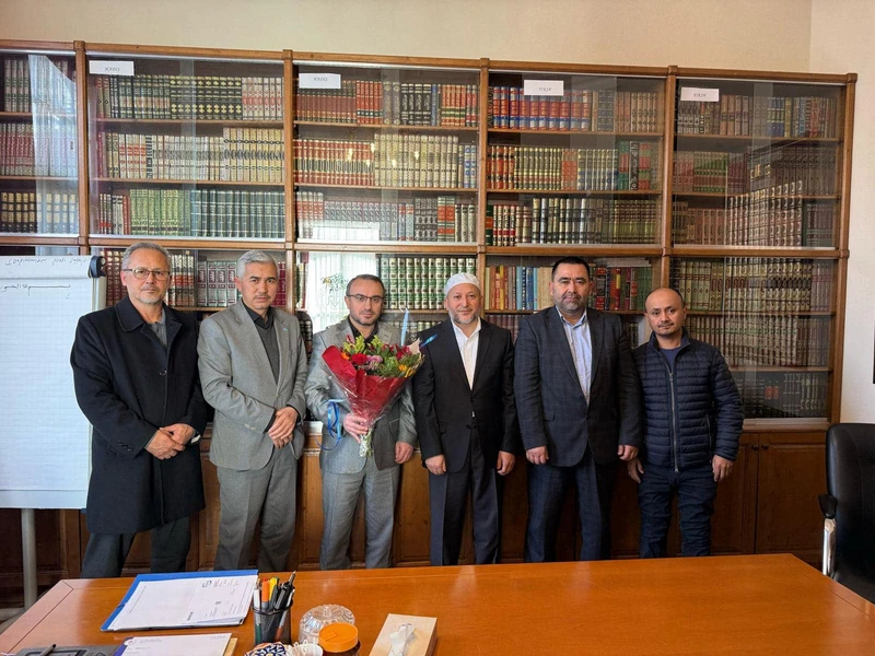 Avrupa Doğu Türkistan Maarif Vakfı’ndan Hollanda Diyanet Vakfı Başkanı Servet Tiryaki’ye Ziyaret